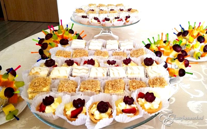 Кейтеринг - выездное обслуживание в ресторане «Екатерининский сад»