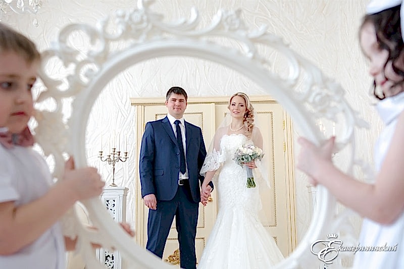 Зал «Счастье» в ресторане Екатерининский, Алматы