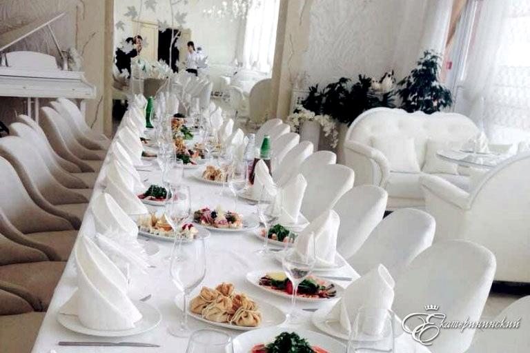 Зал «Счастье» в ресторане Екатерининский, Алматы