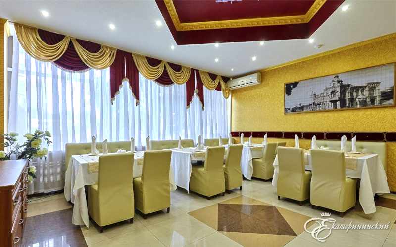 VIP-зал в ресторанном комплексе «Екатерининский сад», Алматы