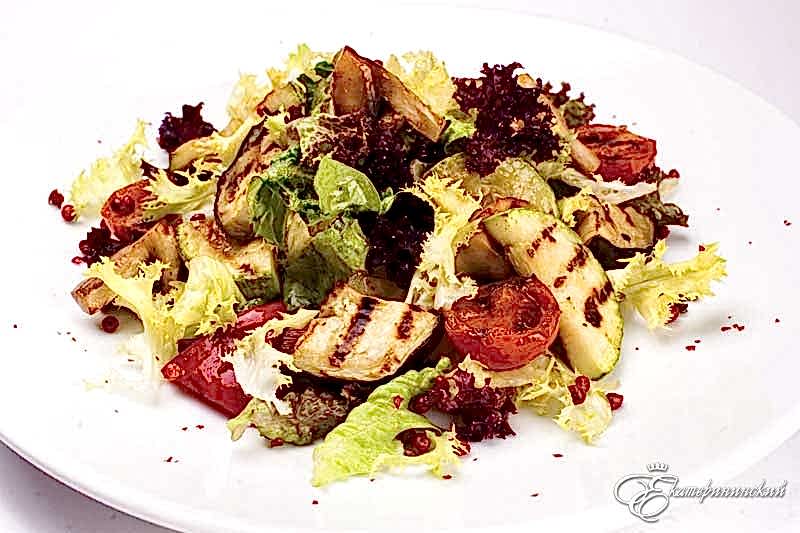 Гриль салат