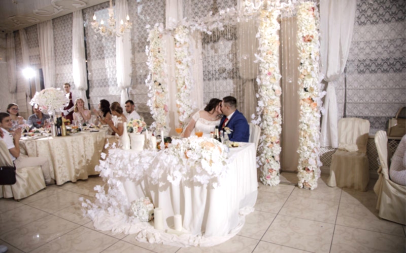 Свадебное торжество Елены и Анатолия в ресторане екатерининский сад